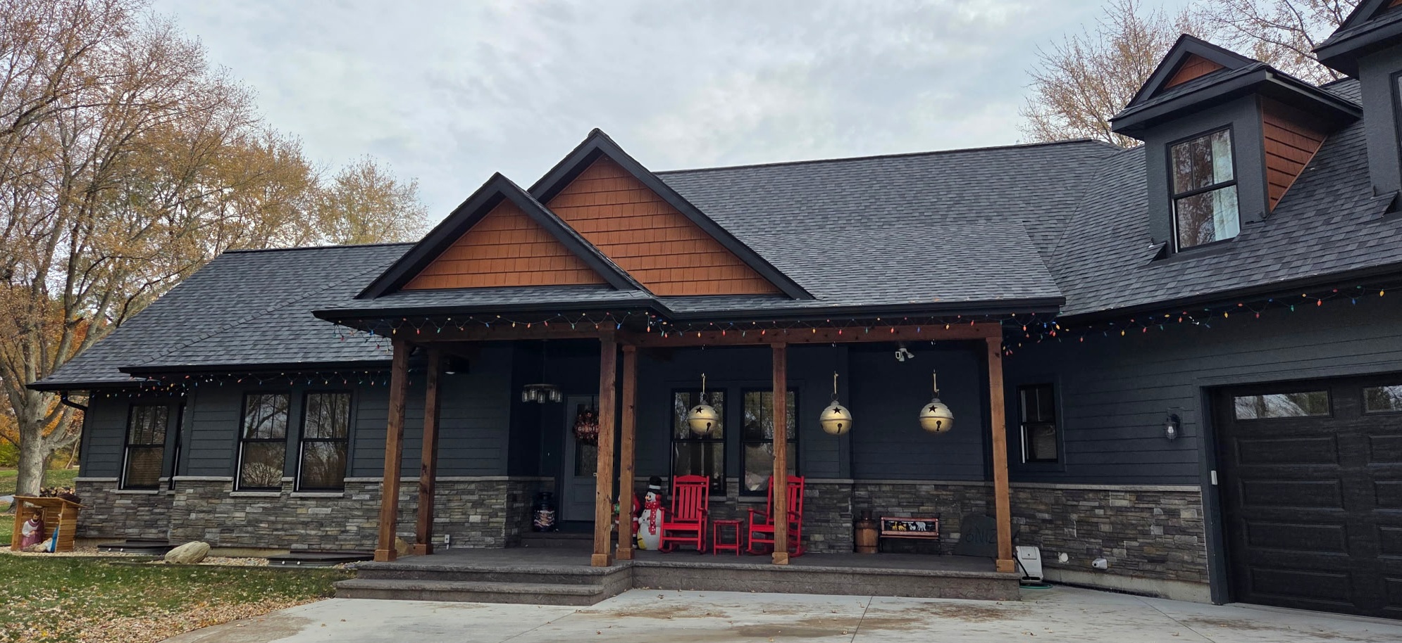 Siding D Showing Porch